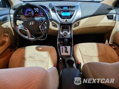 Zdjęcie 8 z 12 samochodu: 2013 HYUNDAI ELANTRA GLS VIN:KMHDH4AE7DU494234 - miniatura