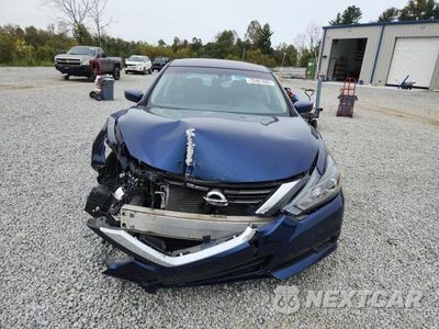 Piąte zdjęcie samochodu w środku: 2016 NISSAN ALTIMA 2.5 SR VIN:1N4AL3AP1GC113799 - miniatura