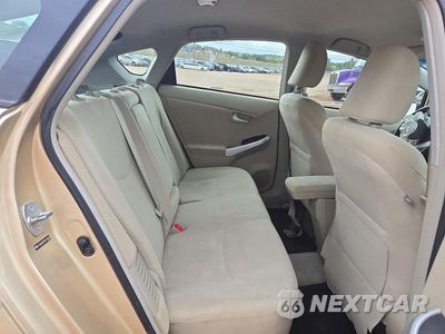 Zdjęcie 10 z 12 samochodu: 2011 TOYOTA PRIUS TWO VIN:JTDKN3DU9B1472851 - miniatura