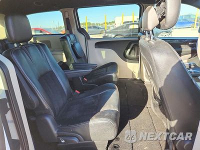 Zdjęcie 11 z 13 samochodu: 2017 DODGE GRAND CARAVAN SXT VIN:2C4RDGCG6HR716772 - miniatura