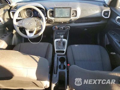 Zdjęcie 8 z 14 samochodu: 2022 HYUNDAI VENUE SE VIN:KMHRB8A39NU180650 - miniatura