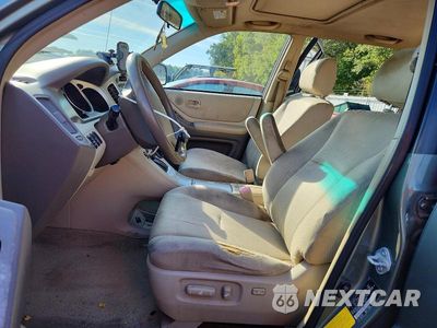 Zdjęcie 7 z 13 samochodu: 2007 TOYOTA HIGHLANDER BASE VIN:JTEEP21A470202916 - miniatura