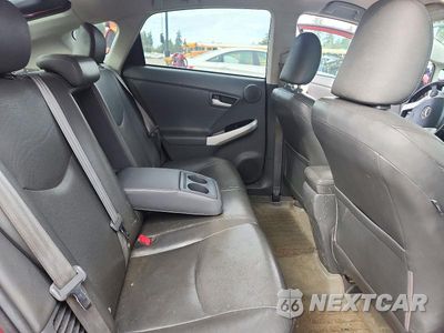 Zdjęcie 10 z 13 samochodu: 2010 TOYOTA PRIUS V VIN:JTDKN3DU8A0064894 - miniatura