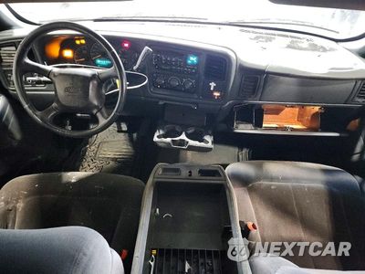 Zdjęcie 8 z 12 samochodu: 2000 CHEVROLET SILVERADO C1500 VIN:1GCEC19T3YZ166861 - miniatura
