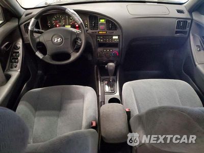 Zdjęcie 8 z 12 samochodu: 2004 HYUNDAI ELANTRA GLS VIN:KMHDN46D24U850159 - miniatura
