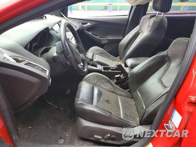 Zdjęcie 7 z 12 samochodu: 2017 FORD FOCUS ST VIN:1FADP3L94HL229855 - miniatura