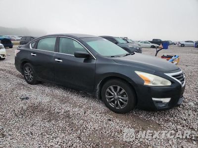 Czwarte zdjęcie samochodu z boku: 2015 NISSAN ALTIMA 2.5 S VIN:1N4AL3AP7FC423759 - miniatura