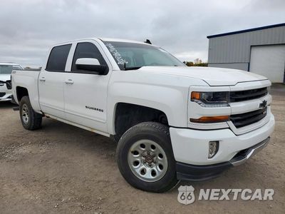 Czwarte zdjęcie samochodu z boku: 2016 CHEVROLET SILVERADO K1500 LT VIN:3GCUKRECXGG173016 - miniatura