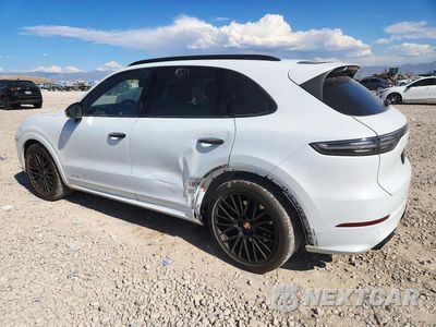 Drugie zdjęcie samochodu z przodu: 2022 PORSCHE CAYENNE GTS VIN:WP1AG2AYXNDA38527 - miniatura