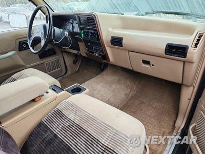 Zdjęcie 8 z 13 samochodu: 1989 FORD BRONCO II VIN:1FMCU14T3KUB37873 - miniatura