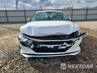Piąte zdjęcie samochodu w środku: 2021 HYUNDAI ELANTRA SEL VIN:5NPLM4AG9MH025847 - miniatura