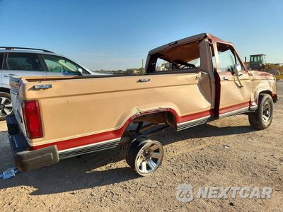 Trzecie zdjęcie samochodu z tyłu: 1984 FORD RANGER VIN:1FTCR11S4EUB92869 - miniatura