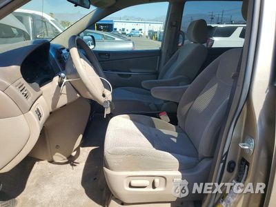 Zdjęcie 7 z 13 samochodu: 2006 TOYOTA SIENNA LE 8 PASSENGER VIN:5TDZA23C66S446746 - miniatura