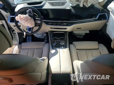 Zdjęcie 8 z 13 samochodu: 2024 BMW X7 XDRIVE40I VIN:5UX23EM07R9S99372 - miniatura