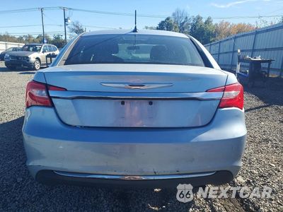 Zdjęcie 6 z 12 samochodu: 2013 CHRYSLER 200 LX VIN:1C3CCBAB8DN698743 - miniatura