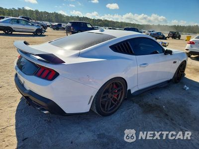 Trzecie zdjęcie samochodu z tyłu: 2025 FORD MUSTANG GT VIN:1FA6P8CF6S5401312 - miniatura