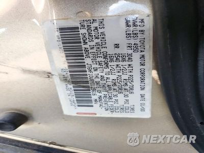Zdjęcie 13 z 13 samochodu: 2000 LEXUS RX 300 VIN:JT6HF10U8Y0125616 - miniatura