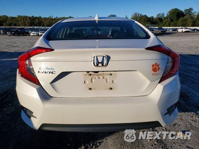 Zdjęcie 6 z 12 samochodu: 2018 HONDA CIVIC EX VIN:19XFC2F77JE037962 - miniatura