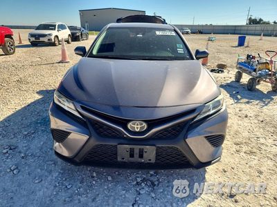Piąte zdjęcie samochodu w środku: 2019 TOYOTA CAMRY SE VIN:4T1B11HK3KU679772 - miniatura