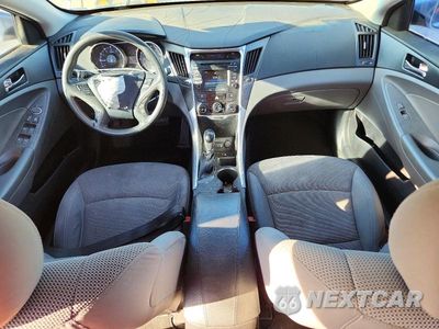 Zdjęcie 8 z 12 samochodu: 2014 HYUNDAI SONATA GLS VIN:5NPEB4ACXEH941241 - miniatura