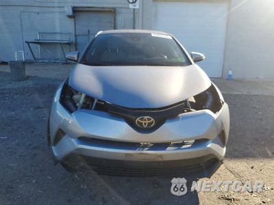 Piąte zdjęcie samochodu w środku: 2019 TOYOTA C-HR XLE VIN:JTNKHMBX1K1017434 - miniatura