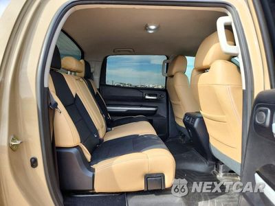 Zdjęcie 10 z 12 samochodu: 2019 TOYOTA TUNDRA CREWMAX SR5 VIN:5TFEM5F1XKX142891 - miniatura