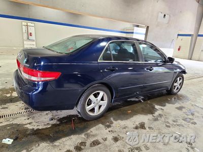 Trzecie zdjęcie samochodu z tyłu: 2004 HONDA ACCORD EX VIN:1HGCM56654A005979 - miniatura