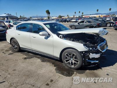 Czwarte zdjęcie samochodu z boku: 2026 BMW 530 XI VIN:WBA53FJ09TCV04402 - miniatura