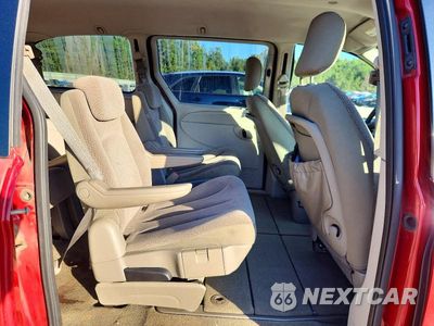 Zdjęcie 11 z 13 samochodu: 2007 CHRYSLER TOWN & COUNTRY LX VIN:2A4GP44R97R238868 - miniatura