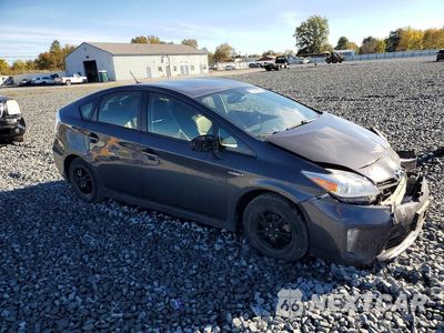 Czwarte zdjęcie samochodu z boku: 2015 TOYOTA PRIUS FOUR VIN:JTDKN3DU1F0402840 - miniatura
