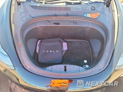 Zdjęcie 11 z 13 samochodu: 2018 TESLA MODEL 3 VIN:5YJ3E1EA7JF013904 - miniatura