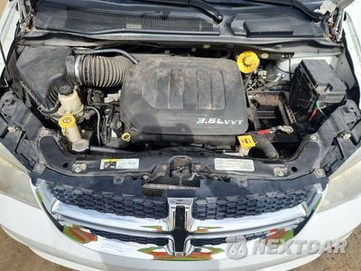 Zdjęcie 12 z 13 samochodu: 2016 DODGE GRAND CARAVAN SE VIN:2C4RDGBGXGR219983 - miniatura