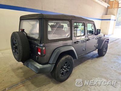 Trzecie zdjęcie samochodu z tyłu: 2018 JEEP WRANGLER UNLIMITED SPORT VIN:1C4HJXDG5JW127907 - miniatura