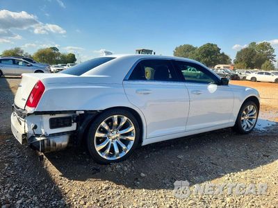 Trzecie zdjęcie samochodu z tyłu: 2019 CHRYSLER 300 TOURING VIN:2C3CCAAG2KH760875 - miniatura