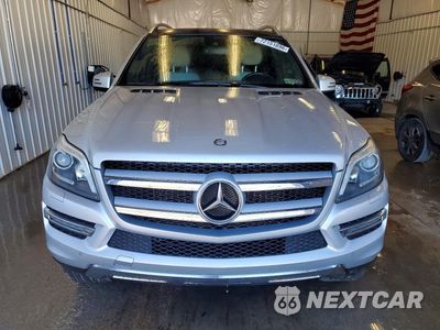 Piąte zdjęcie samochodu w środku: 2015 MERCEDES-BENZ GL 450 4MATIC VIN:4JGDF6EE8FA566395 - miniatura
