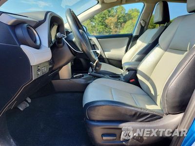Zdjęcie 7 z 14 samochodu: 2017 TOYOTA RAV4 LIMITED VIN:2T3DFREV9HW618479 - miniatura