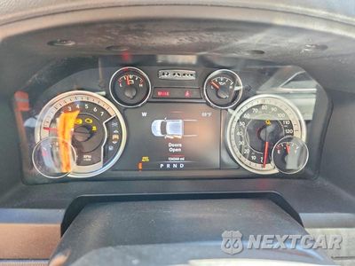 Zdjęcie 9 z 12 samochodu: 2018 RAM 1500 SLT VIN:1C6RR7GT2JS250181 - miniatura