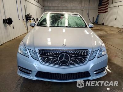 Piąte zdjęcie samochodu w środku: 2013 MERCEDES-BENZ E 350 4MATIC VIN:WDDHF8JB2DA726190 - miniatura