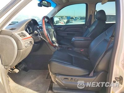 Zdjęcie 7 z 13 samochodu: 2013 CADILLAC ESCALADE ESV PREMIUM VIN:1GYS4JEF2DR118272 - miniatura