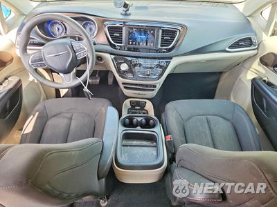Zdjęcie 8 z 13 samochodu: 2018 CHRYSLER PACIFICA TOURING PLUS VIN:2C4RC1FG1JR100866 - miniatura