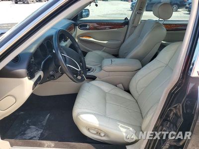 Zdjęcie 7 z 12 samochodu: 2002 JAGUAR XJ SPORT VIN:SAJDA12C52LF42857 - miniatura