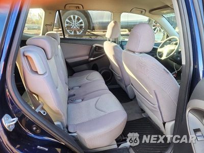 Zdjęcie 11 z 13 samochodu: 2007 TOYOTA RAV4 BASE VIN:JTMBD33V376051845 - miniatura