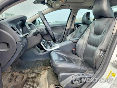 Zdjęcie 7 z 12 samochodu: 2014 VOLVO S60 T5 VIN:YV1612FS1E2273109 - miniatura