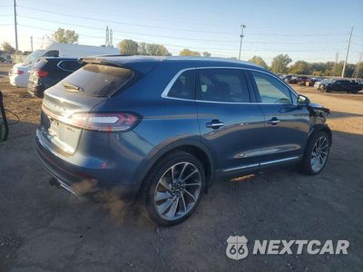 Trzecie zdjęcie samochodu z tyłu: 2019 LINCOLN NAUTILUS RESERVE VIN:2LMPJ8LP2KBL63307 - miniatura