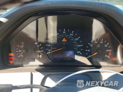 Zdjęcie 9 z 12 samochodu: 2001 MERCEDES-BENZ E 430 VIN:WDBJF83J91X047475 - miniatura