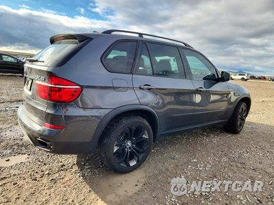 Trzecie zdjęcie samochodu z tyłu: 2013 BMW X5 XDRIVE50I VIN:5UXZV8C59D0C15558 - miniatura