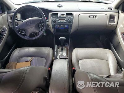 Zdjęcie 8 z 12 samochodu: 2001 HONDA ACCORD EX VIN:1HGCG16581A029759 - miniatura