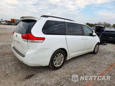 Trzecie zdjęcie samochodu z tyłu: 2011 TOYOTA SIENNA XLE 8-PASSENGER VIN:5TDYK3DC3BS147092 - miniatura