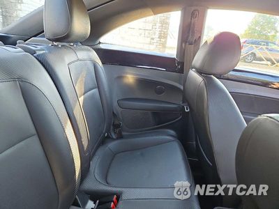 Zdjęcie 10 z 13 samochodu: 2017 VOLKSWAGEN BEETLE SE VIN:3VWJ17AT7HM610096 - miniatura