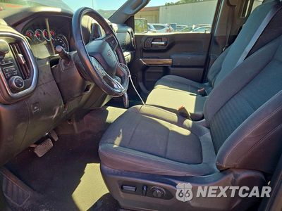 Zdjęcie 7 z 13 samochodu: 2021 CHEVROLET SILVERADO K1500 RST VIN:1GCRYEEK3MZ336301 - miniatura